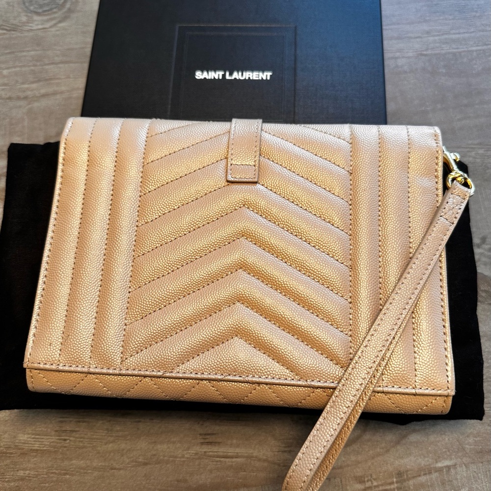 YSL Pouch - Picture 5 of 12